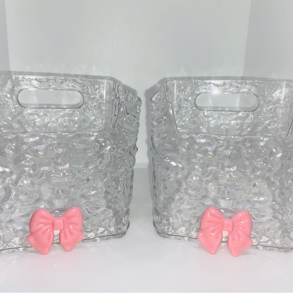 2pcs Textured Clear Storage Bins Set w/ Additional Bow Decor